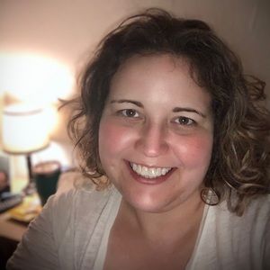 Meet your Posher, Mandy